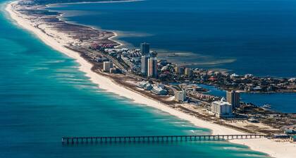 Discounted Rates ~ Palm Beach Club ~ Edge of Paradise ~ Steps to Gulf & Sound