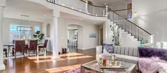 Glamorous 4BR House Perfect for Families & Groups