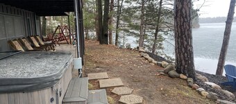 Crosslake Rental!   Great location in town and on chain with hot tub!!!!!!