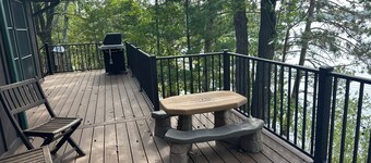 Crosslake Rental! Great location in town and on chain with hot tub!!!!!!
