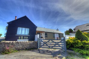 Exterior - Moorview House (Bideford)