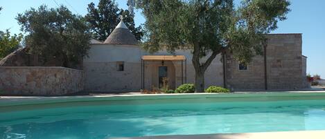 Utomhuspool