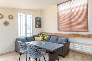 40-inch flat-screen TV with digital channels, Netflix, Hulu