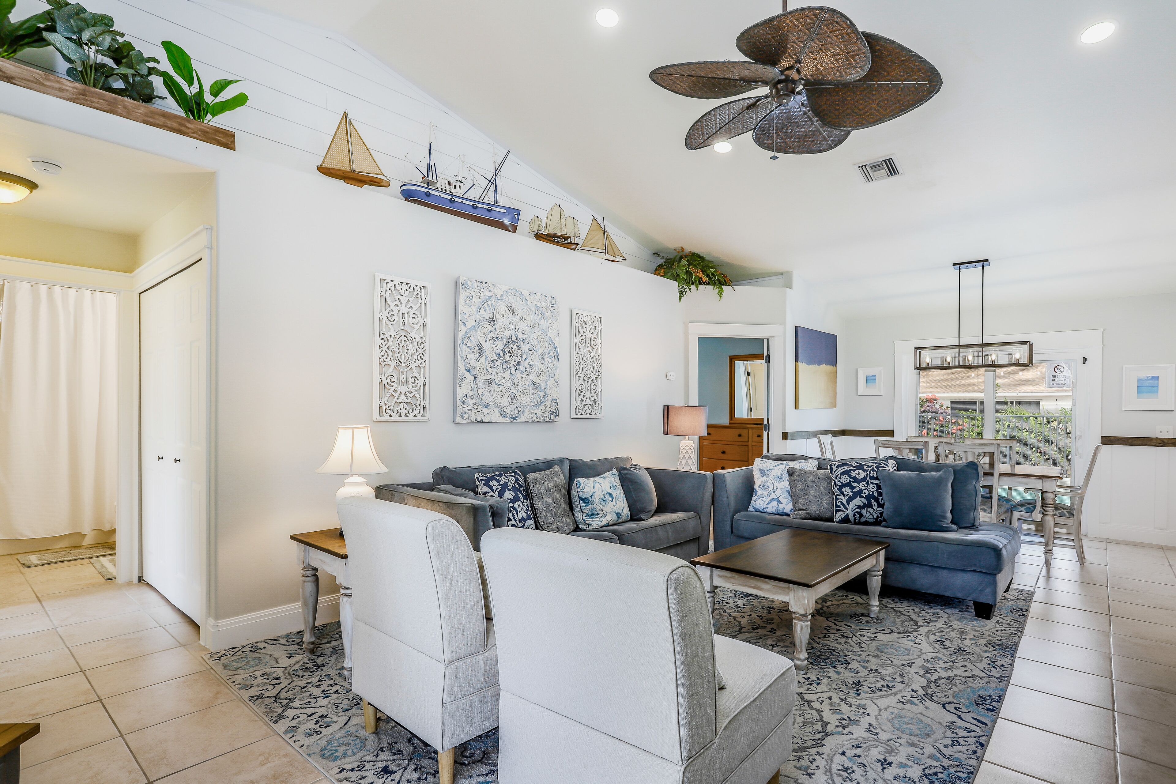 Beautiful house with private pool, firepit, & outdoor TVs - near several beaches