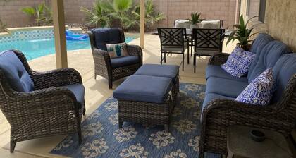 Beautiful, 3 bedroom , 2bath ,heated pool , pool table