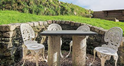 3 bedroom accommodation in Horndon