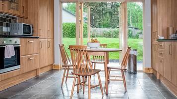 Dishwasher, highchair