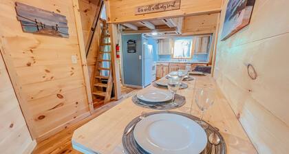 Lake Life A-Frame (Hocking Hills Area)