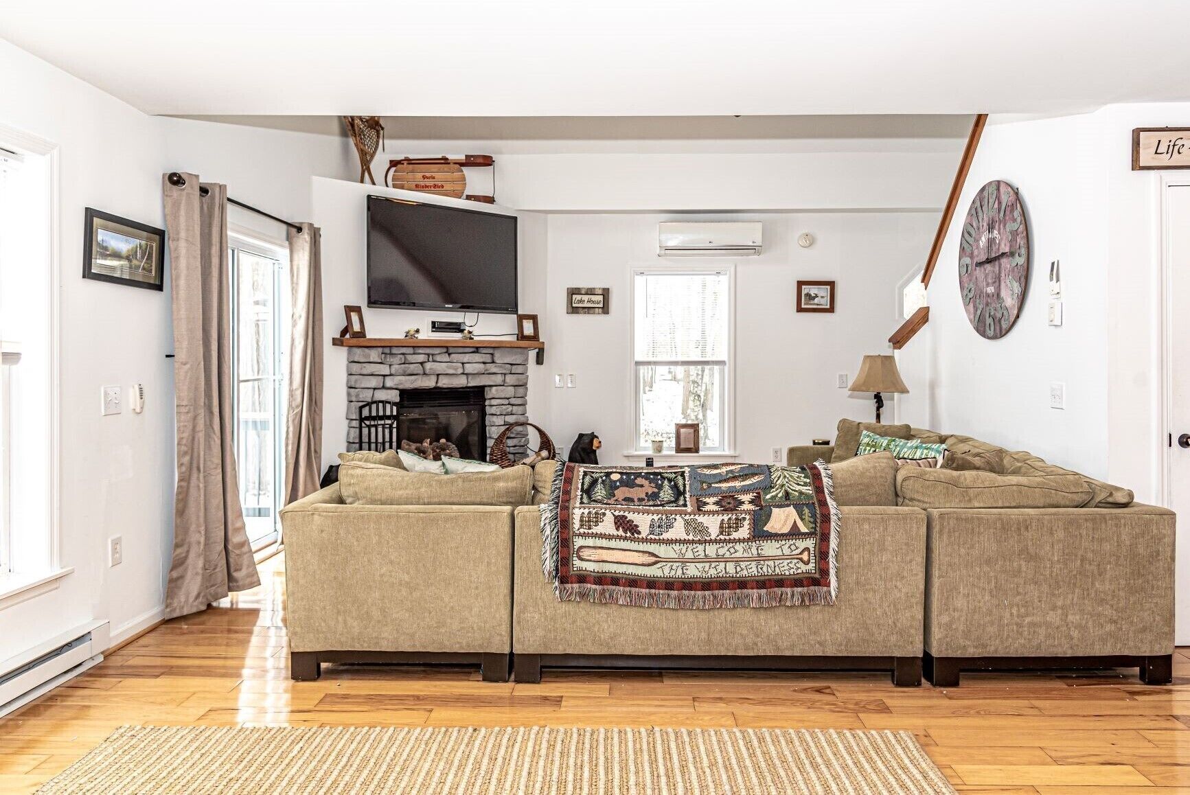 Antler Chalet - 3BR l 2BA l Gameroom l Hot tub Near Big Boulder/Lake Community