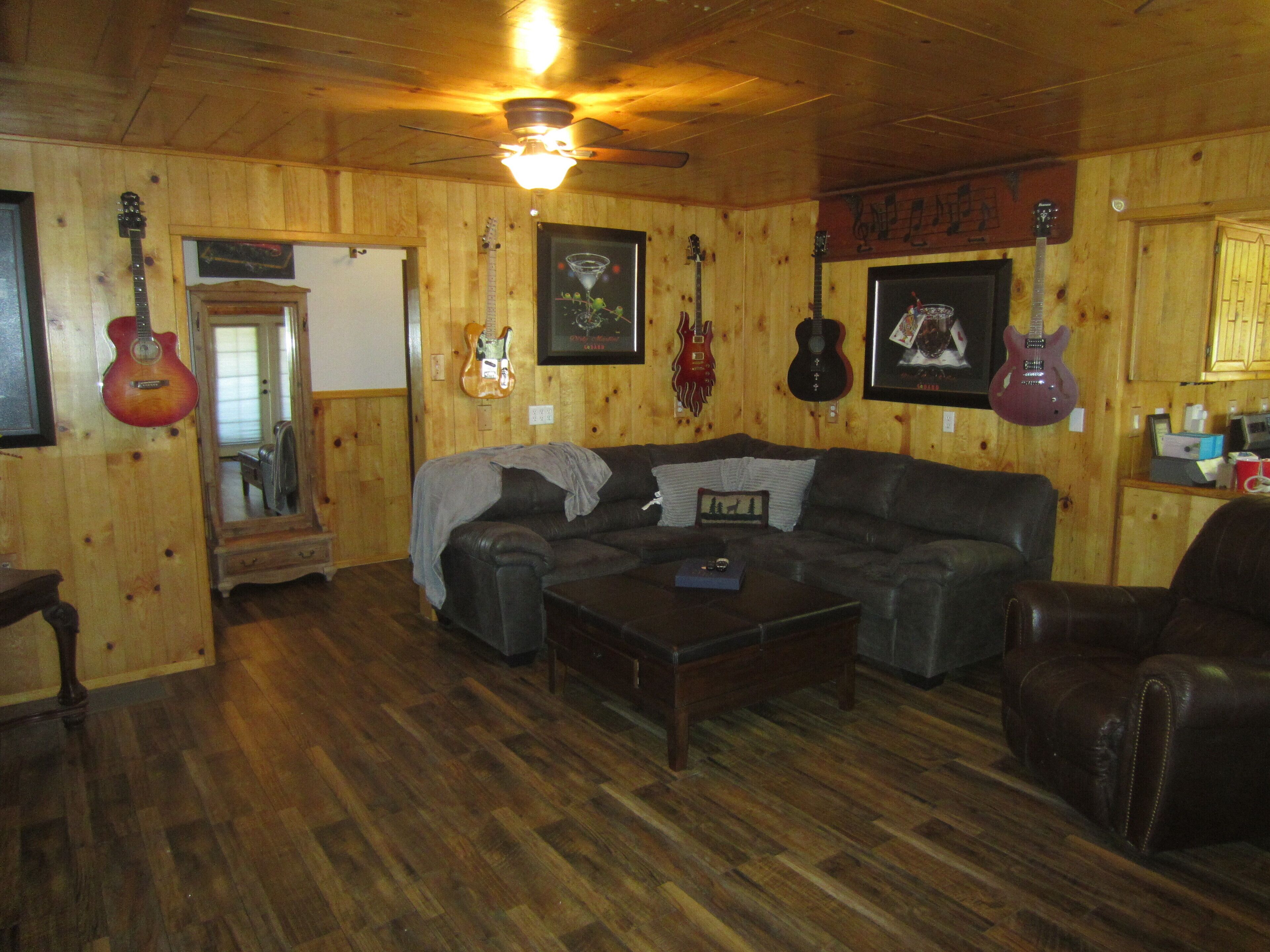 Hualapai Mountain Retreat. Beat The Heat!!!