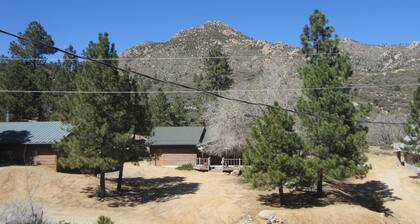Hualapai Mountain Retreat. Beat The Heat!!!