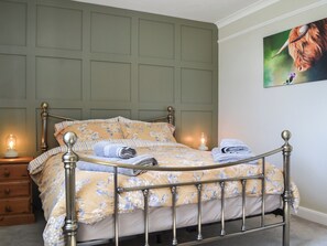 5 bedrooms, free WiFi, bed sheets - 5 bedroom accommodation in Dovenby, Cockermouth (Dovenby, Cockermouth)