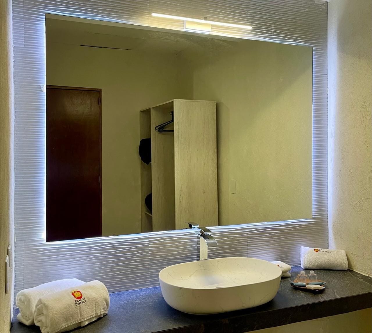 Photo - Hotel Real de Castilla Nuovo