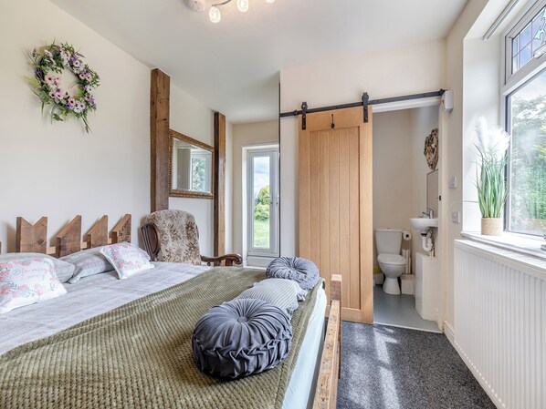 1 chambre, Wi-Fi gratuit, draps fournis