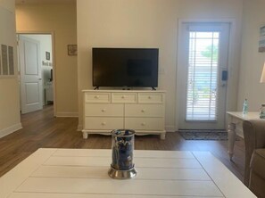 Appartamento (221-02 Woodlands Way) | Esterni