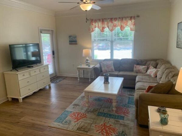 Appartement (221-02 Woodlands Way) | Exterieur