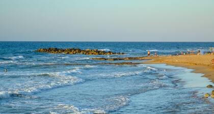 Cozy lofthouse - 3 min from the beach!