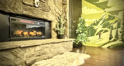 2 Blocks from Resort Base! 2b-2ba Newly Remodeled!! 🎿