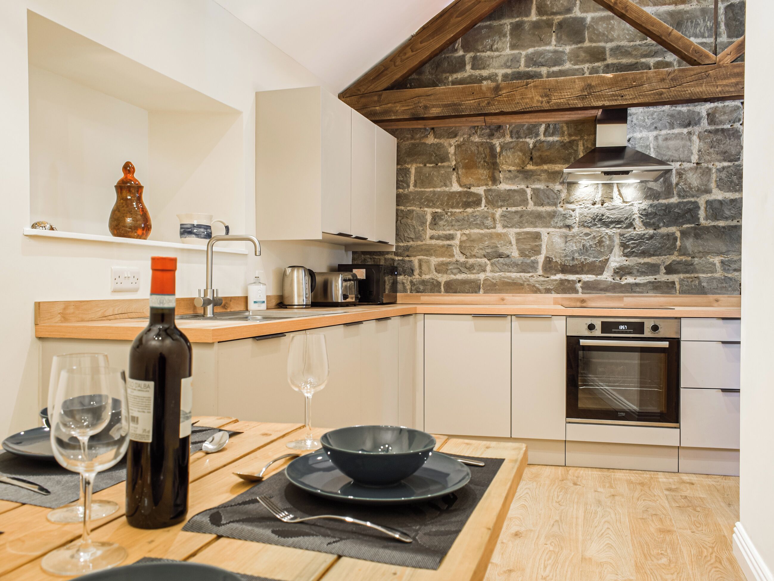 Lava-louças, cadeirão de bebê