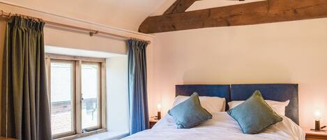 3 habitaciones, wifi gratis y ropa de cama