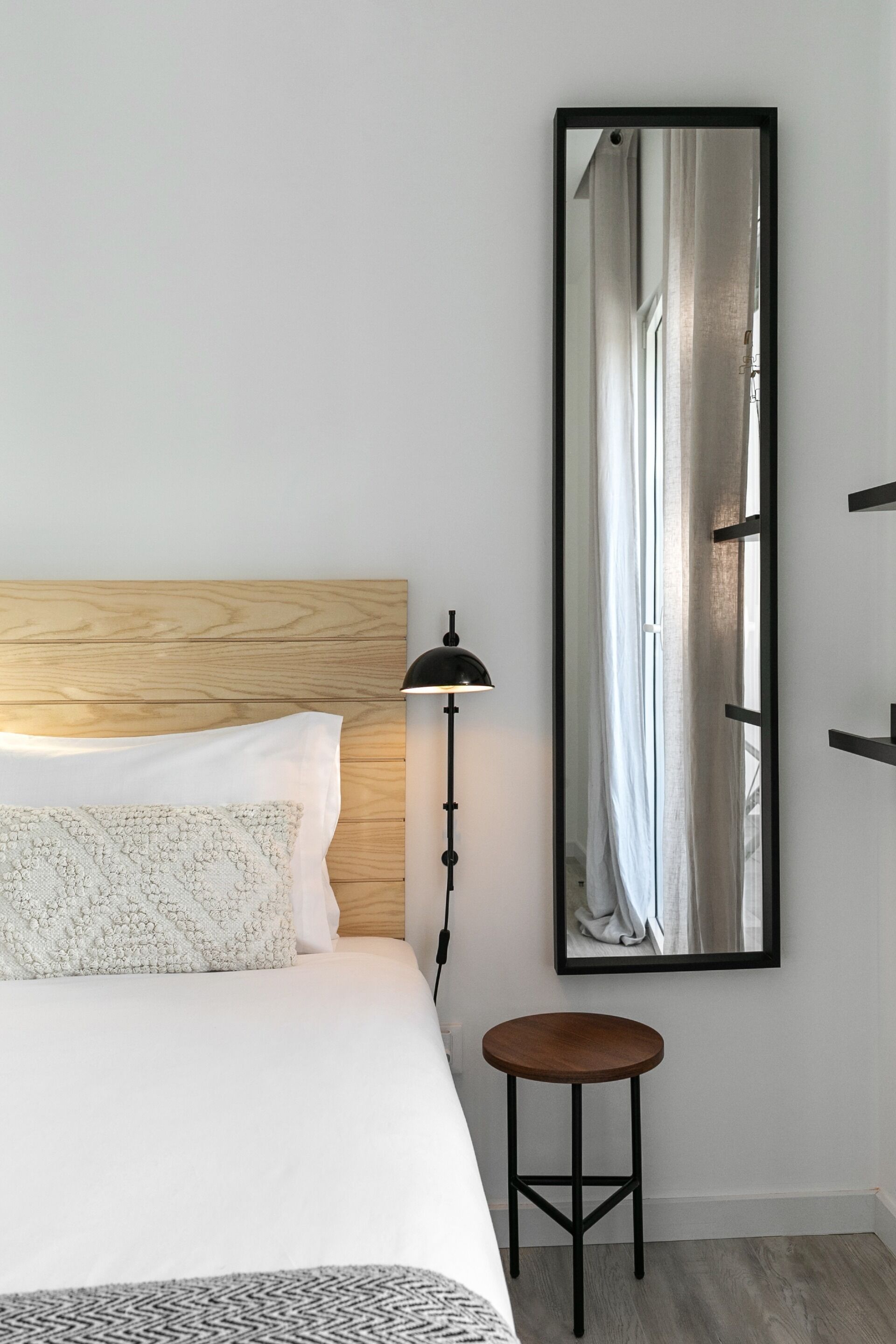 Sunny Penthouse - Modern & Premium Apartment