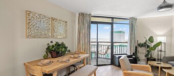 Monterey Bay by Elliott Beach Rentals