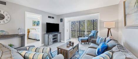 TV, DVD player, stereo, offices