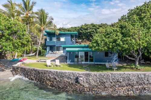 Spectacular Oceanfront Puako Cottage 