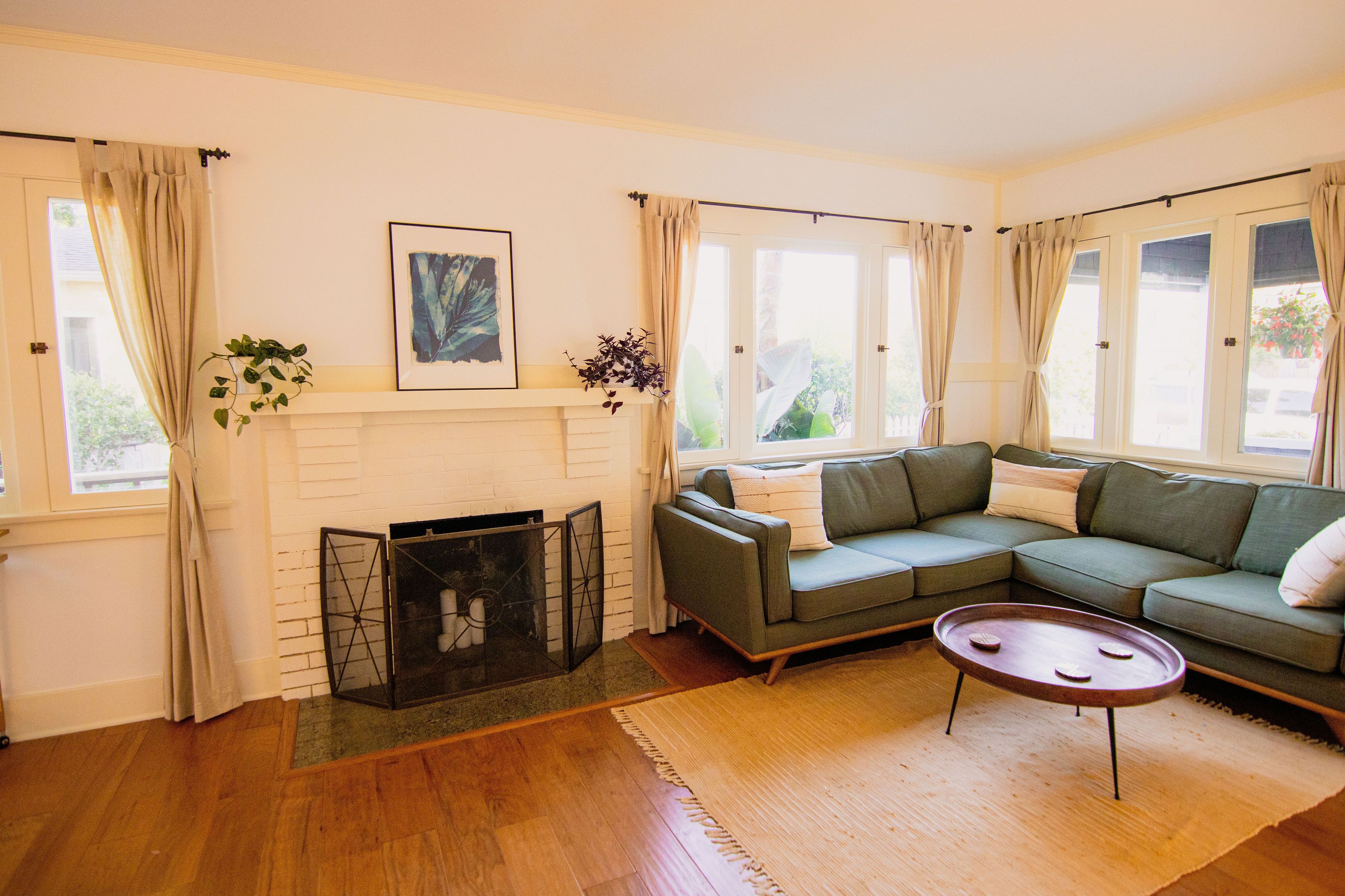 StandAlone Historic La Jolla Beach Cottage w/ Spa - 2 min walk to beach