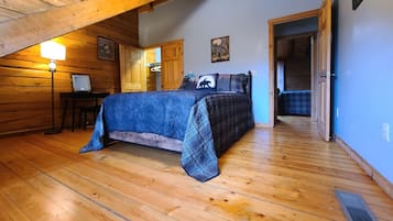 4 bedrooms, desk, iron/ironing board, travel cot