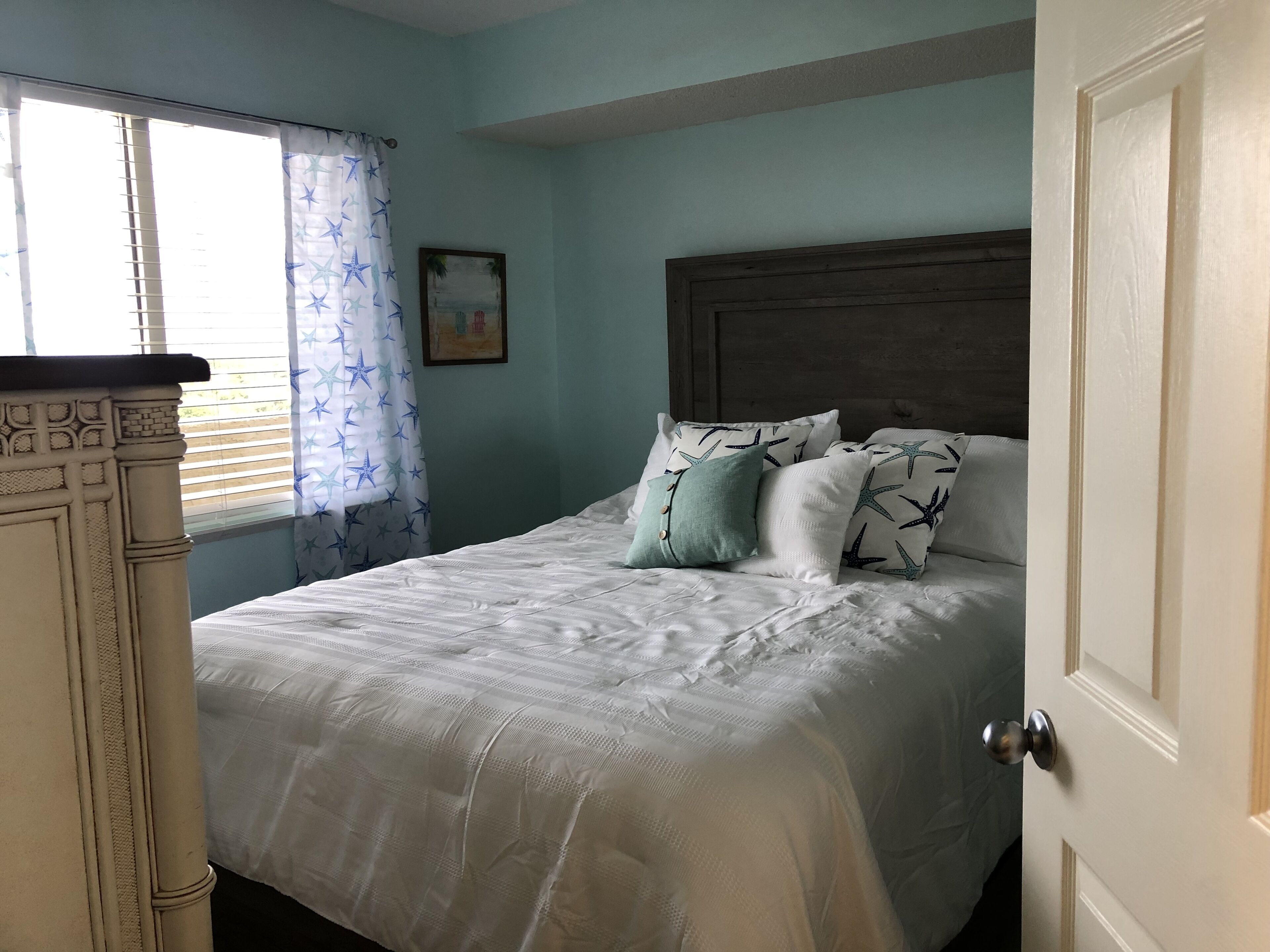 Ocean View, Beach Front Condo with Pools at Plantation Palms in Fort Morgan