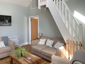 Living area - 2 bedroom accommodation in Newton Stewart (Newton Stewart)