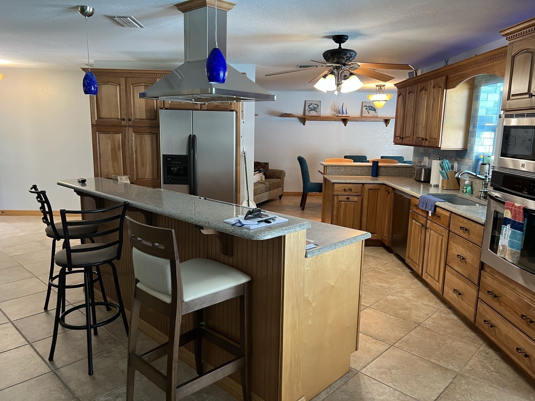 LAKE HOUSE WITH PRIVATE  HEATED  POOL & GAME ROOM 4 min FROM LEGOLAND