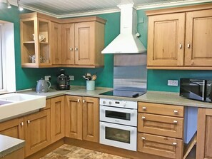 Private kitchen - 1 bedroom accommodation in Leverburgh, Isle of Harris (Leverburgh, Isle of Harris)
