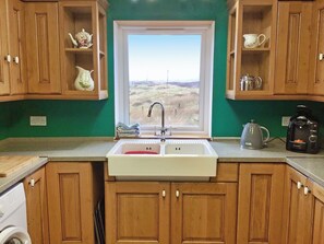 Private kitchen - 1 bedroom accommodation in Leverburgh, Isle of Harris (Leverburgh, Isle of Harris)