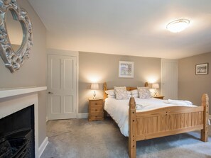 3 bedrooms, free WiFi, bed sheets