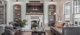 The “Amanda House” historic 1926 restored beauty 5 minutes from Armature Works