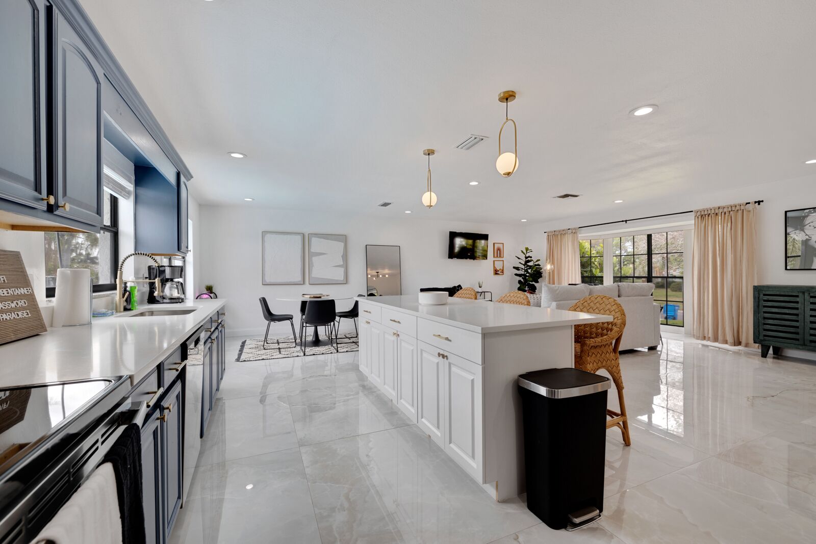 Luxurious Harbor Pool Home minutes from Indian Rocks Beach sleeps 22