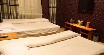Holiday Yizhan Express Motel
