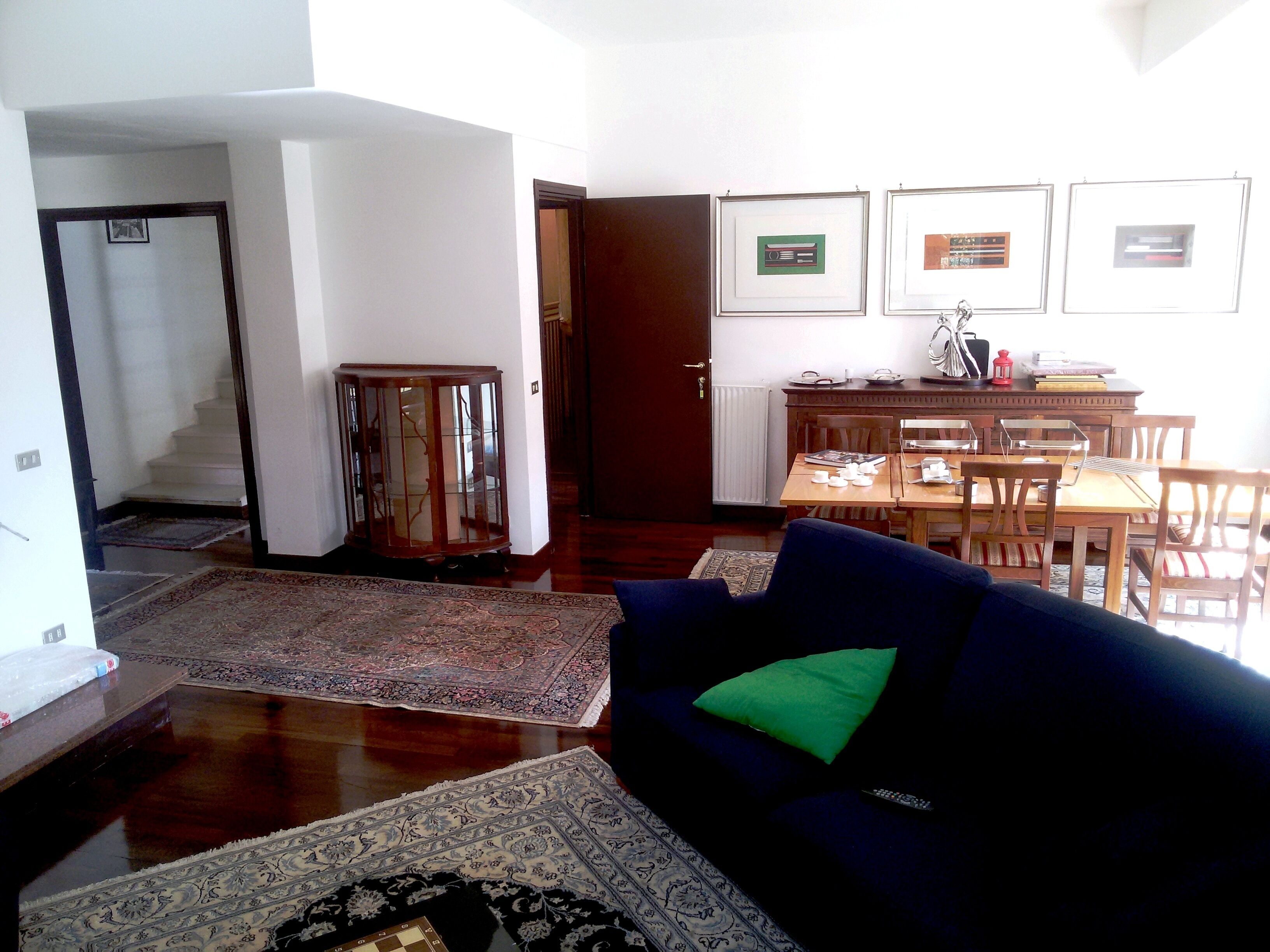 Mini Penthouse in Villa nel Verde in Rome / Ciampino