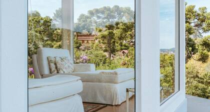 White House - Campos do Jordão