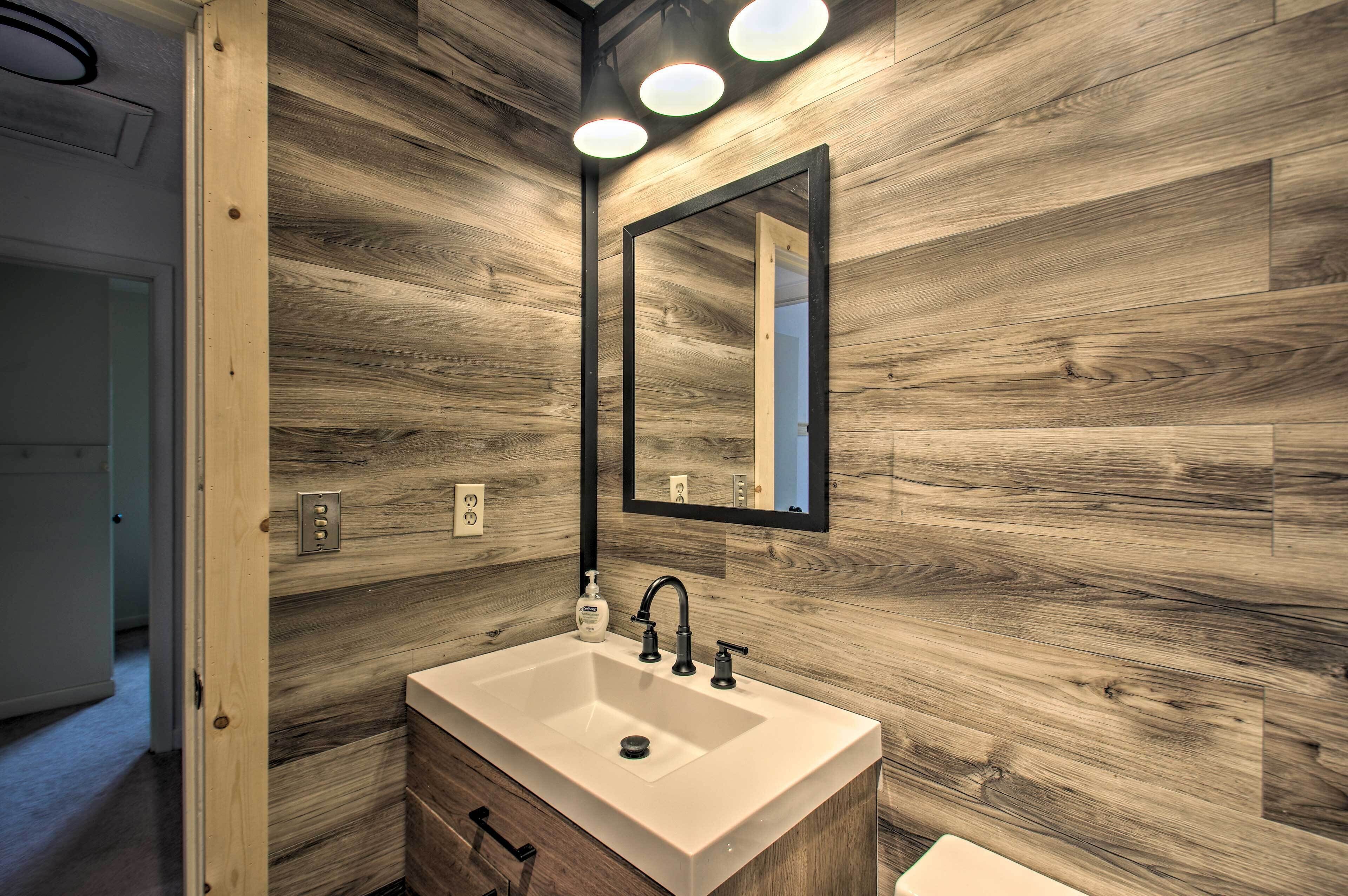 Rustic Getaway with Fireplace - Walk to Slopes!