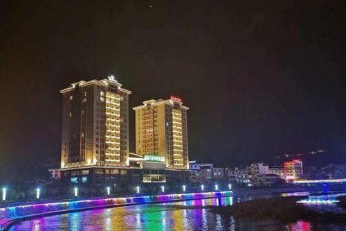 Pristime International Holiday Hotel