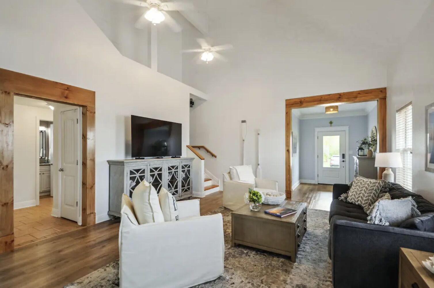 Ohana Beach House steps to Gulf of Mexico. Private, spacious, clean; 3 King Beds