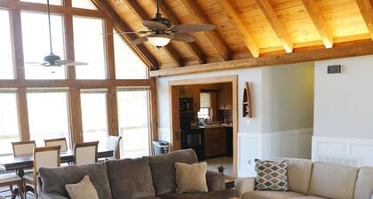 Spacious 5-Bedroom Home on Lake Cumberland!