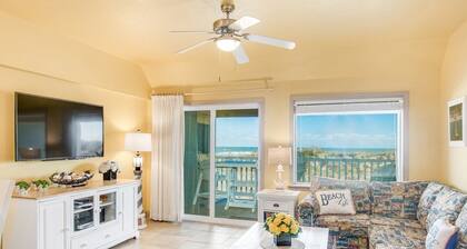 OCEANFRONT OASIS - perfect pet friendly OBX getaway