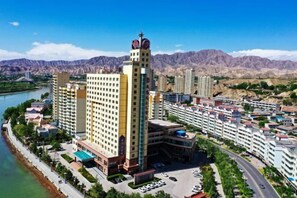 Exterior - Hongrui Holiday Hotel (Yongjing)