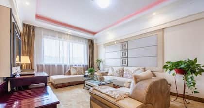 Hongrui Holiday Hotel