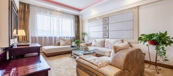 Hongrui Holiday Hotel