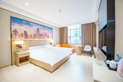 Huifeng Hotel